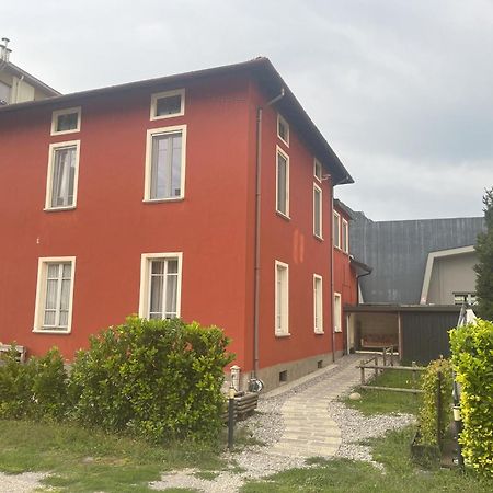 Garlate B&B Red House מראה חיצוני תמונה