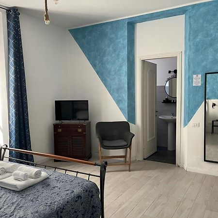 Garlate B&B Red House מראה חיצוני תמונה