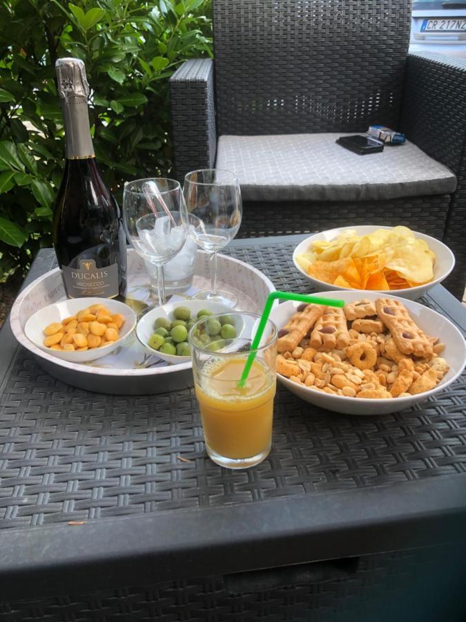 Garlate B&B Red House מראה חיצוני תמונה